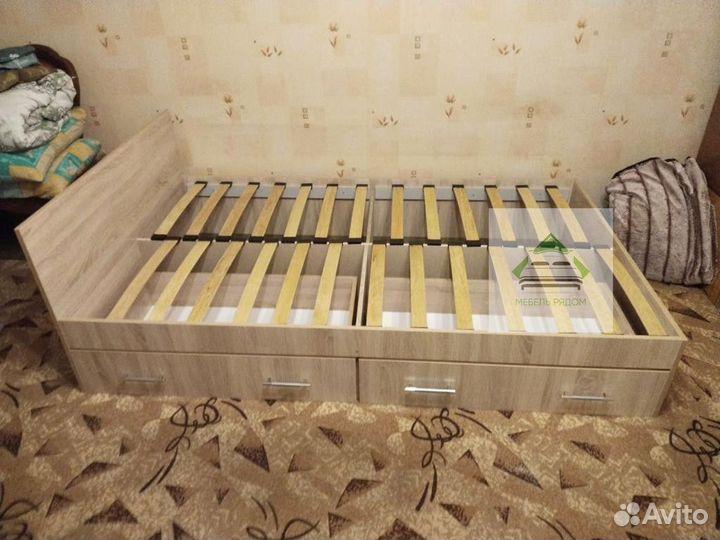 Кровать