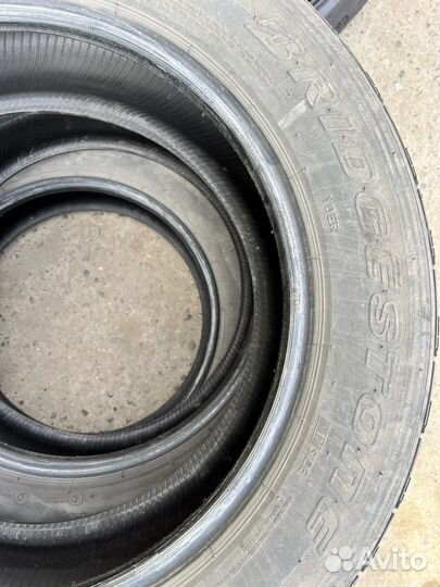 Bridgestone Dueler H/T 843 215/60 R17 H