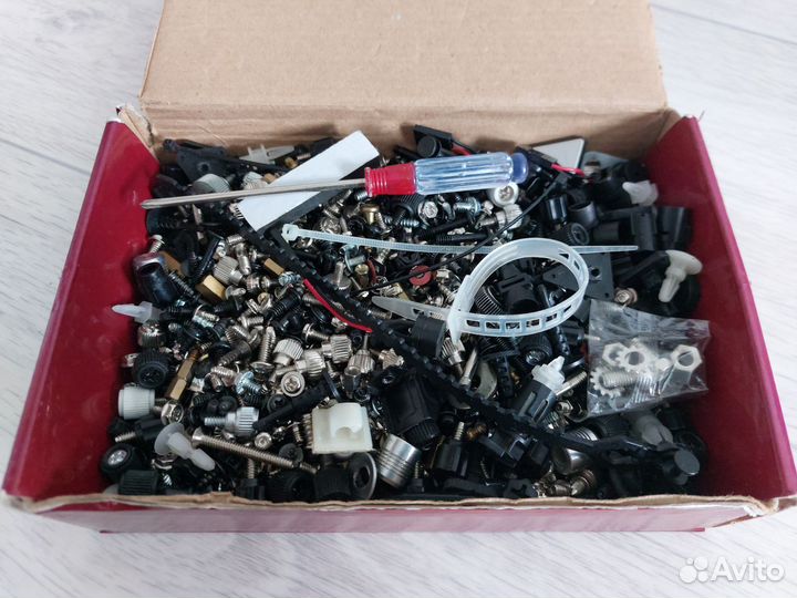 Крепеж/болты для пк