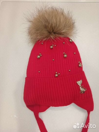 Шапка Новая зимняя на девочку 4-5 лет