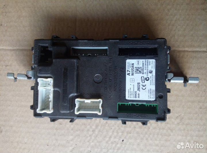 Блок комфорта Nissan Teana