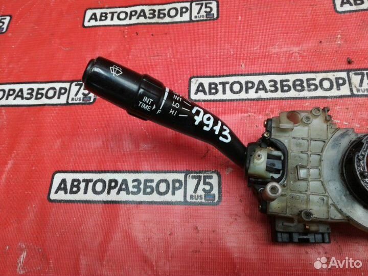 Блок подрулевых переключателей левый Toyota Chaser