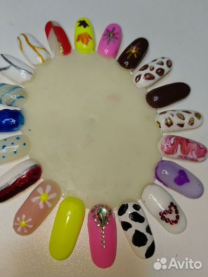 Маникюр и педикюр