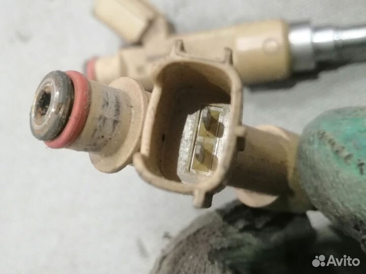 Форсунка инжекторная для Toyota RAV 4 2006-2013