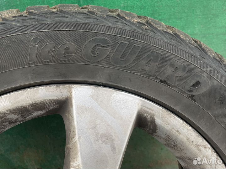 Yokohama Ice Guard Stud IG55 225/55 R17