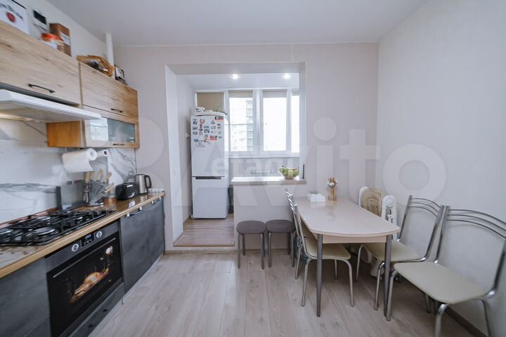 1-к. квартира, 42 м², 8/12 эт.