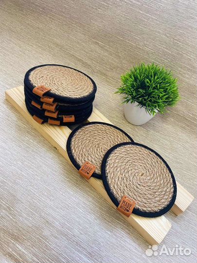 Подставка под горячее