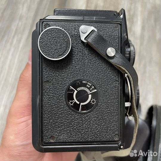Плёночный фотоаппарат любитель 166