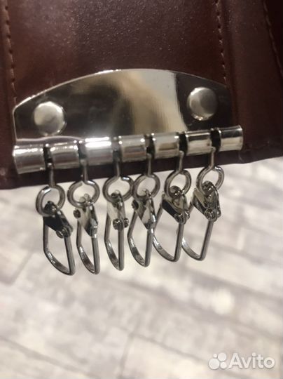 Ключница кожаная