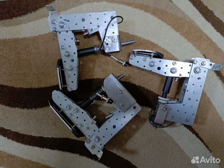 Педали для симрейсинга