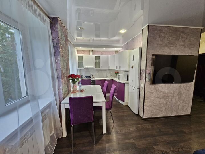 2-к. квартира, 55 м², 3/5 эт.