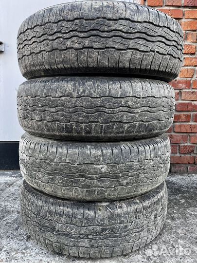 Bridgestone Dueler H/T 687 225/65 R17 101H