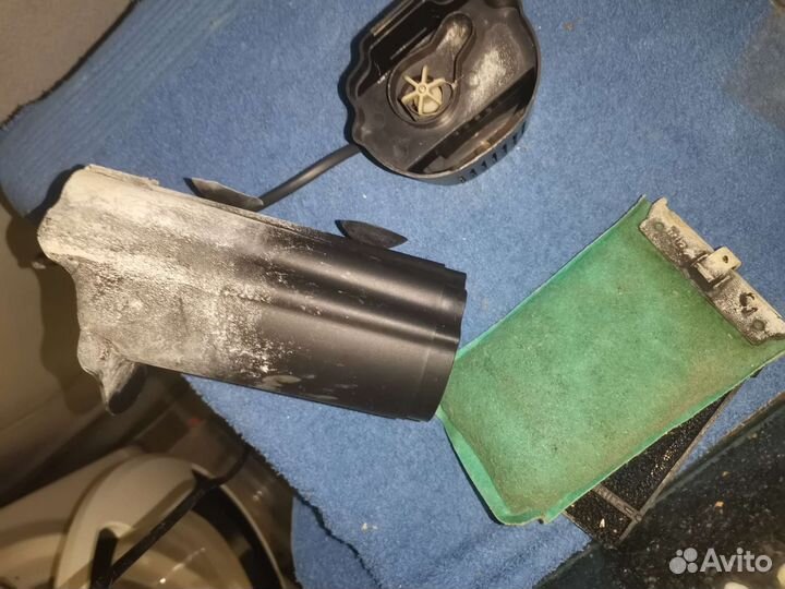 Аквариум +грунт +фильтр+крышка со светом+подстилка