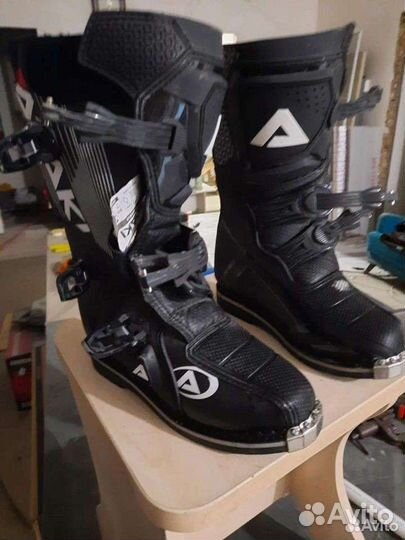 Мотоботы кроссовые