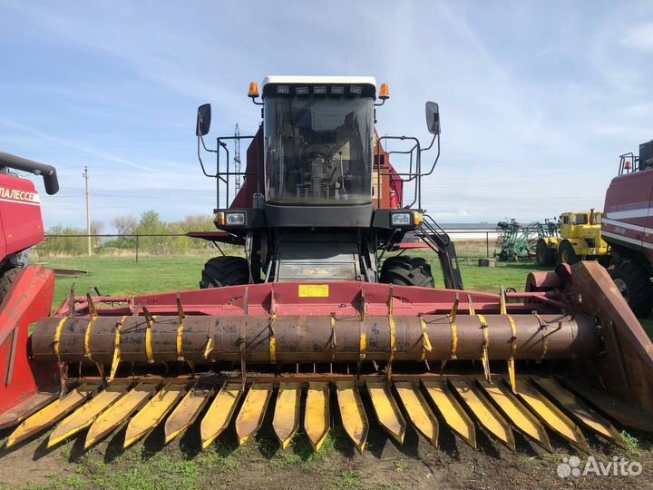 Комбайн Брянсксельмаш КЗС-812, 2015