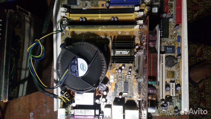 Связка Pentium D820 E5300