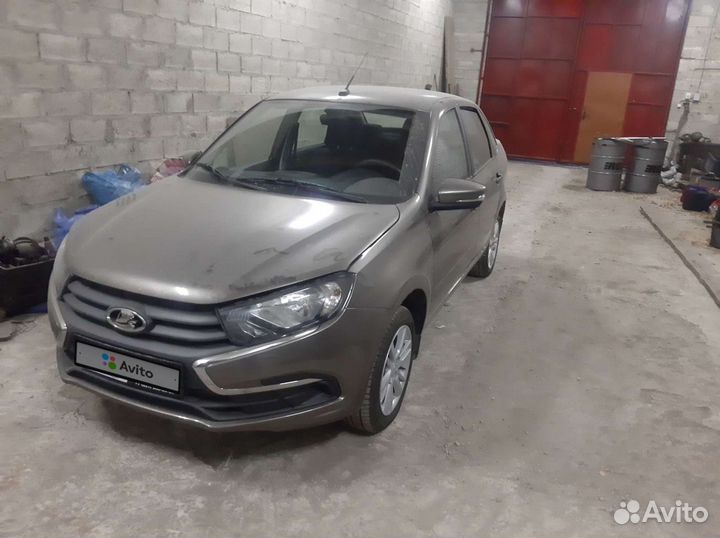 LADA Granta 1.6 МТ, 2022, 300 км