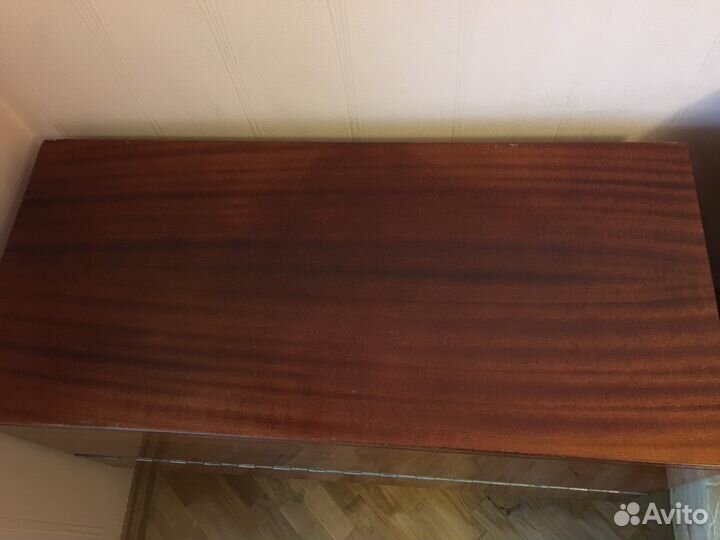 Тумбочка в хорошем состоянии