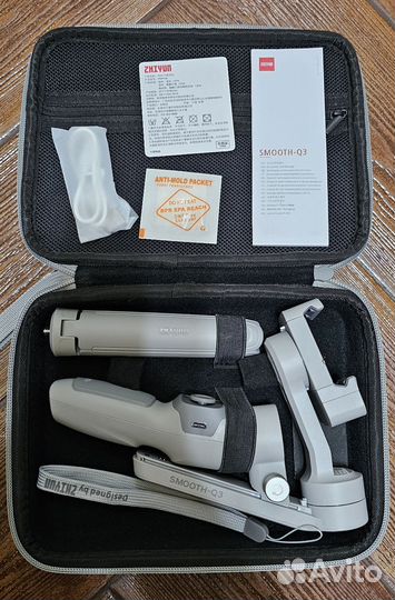 Стабилизатор для смартфона Zhiyun Smooth-Q3 Combo