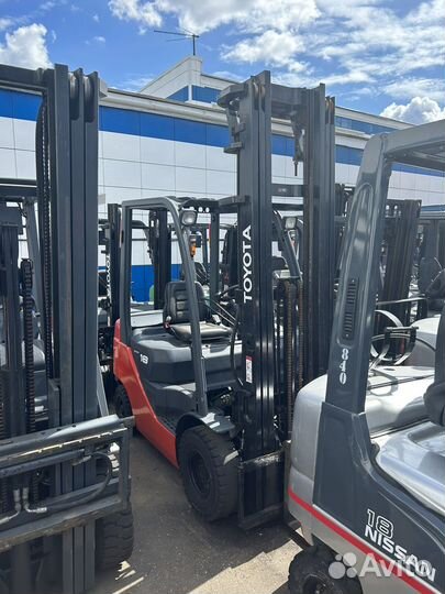 Вилочный погрузчик Toyota 62-8FD18, 2014