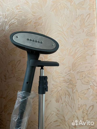 Отпариватель для одежды вертикальный