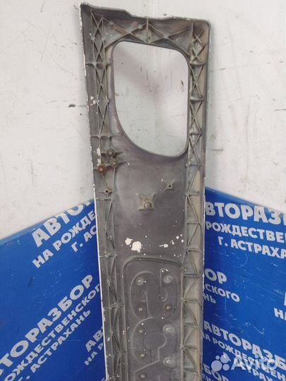 Решетка радиатора. Scania P094Cb6X4Hz260