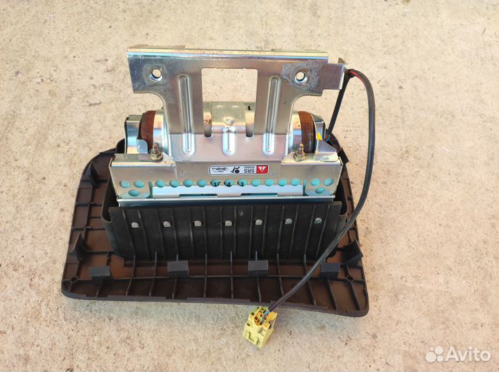 Nissan Almera N16 Подушка безопасности пассажира