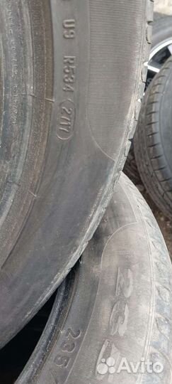 Pirelli Carrier 235/50 R17 96