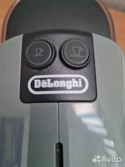 Капсульная кофемашина delonghi