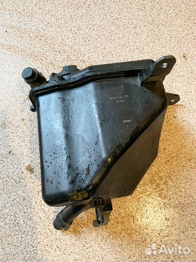 Расширительный бак охлаждающей жидкости