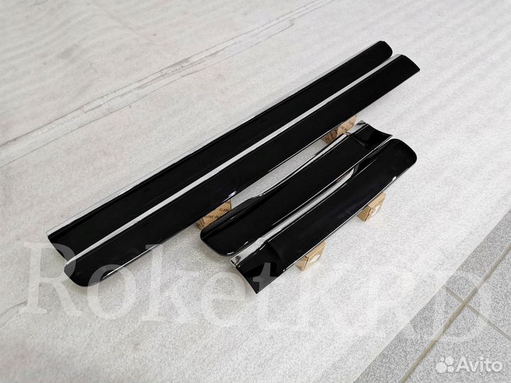 Молдинги дверей Prado 150 стиль lexus Черные