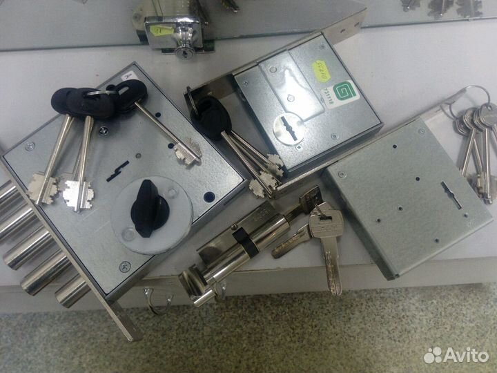 Врезка, замена, вскрытие замков