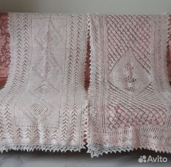 Пуховый платок шаль