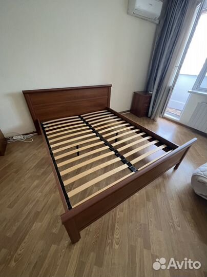 Кровать двухспальная 160х200