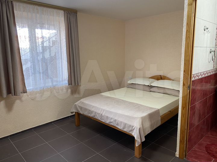 Дом 50 м² на участке 8 сот.