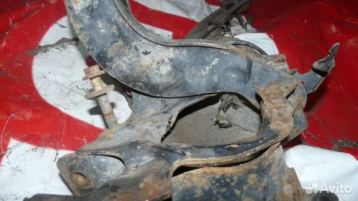 Кулак Поворотный Ford Focus