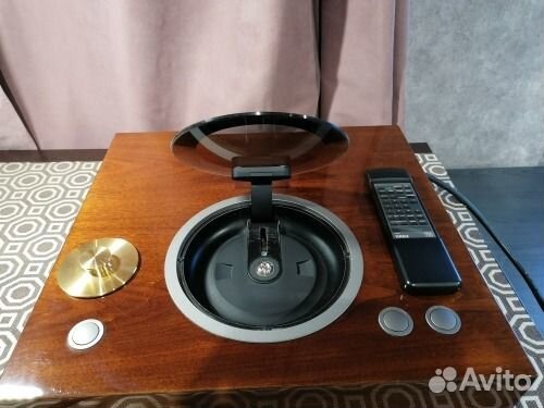 Yamaha GT-CD1 CD проигрыватель