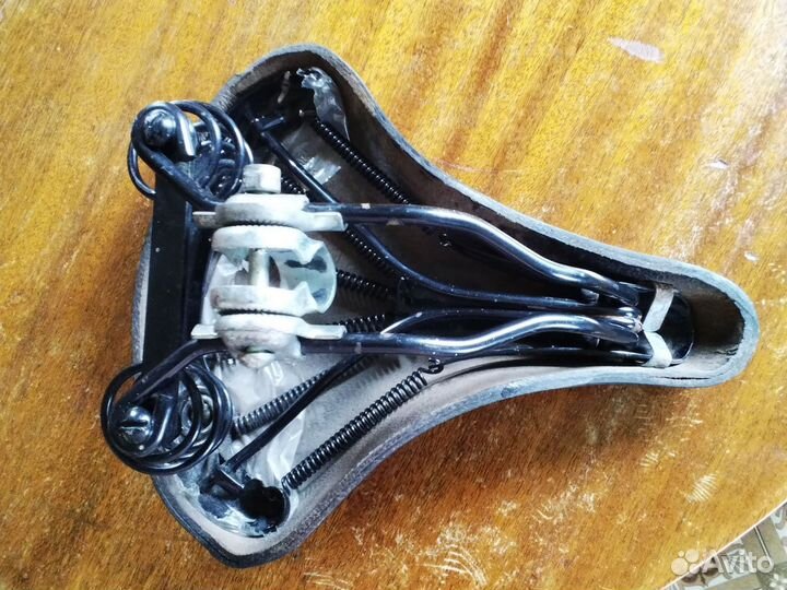 Сиденья на велосипед