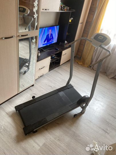 Дорожка беговая механическая