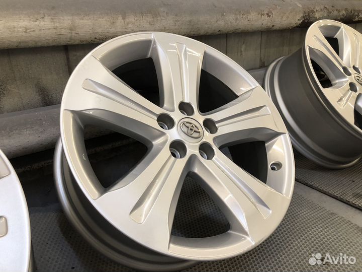 Диски литые toyota highlander r 18