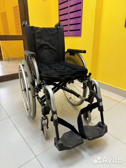Инвалидная коляска