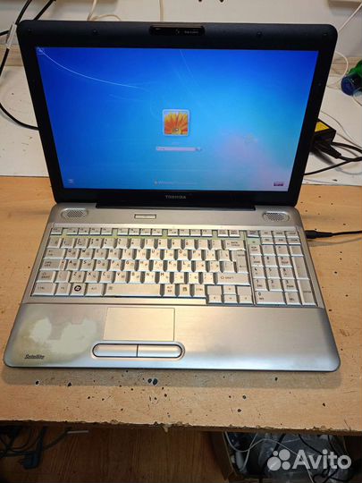 Ноутбук toshiba satellite l500-1wp