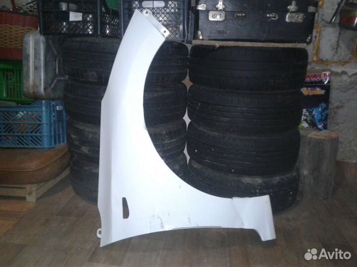 Крыло переднее правое solaris 2 белого цвета