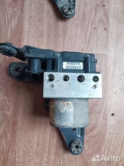 Блок ABS Renault scenic 2 1.6 Мт
