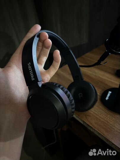 Беспроводные наушники