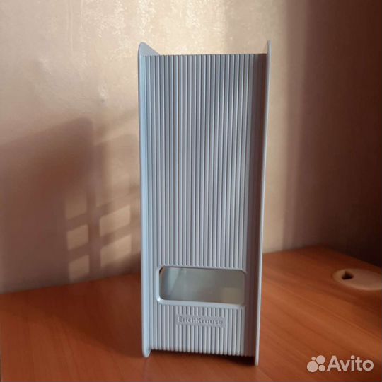 Школьная подставка лоток для тетрадей