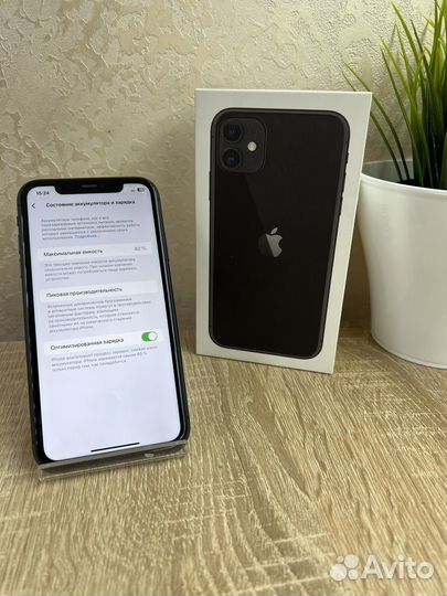 iPhone 11, 64 ГБ