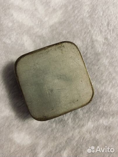 Винтажная шкатулка с крестом