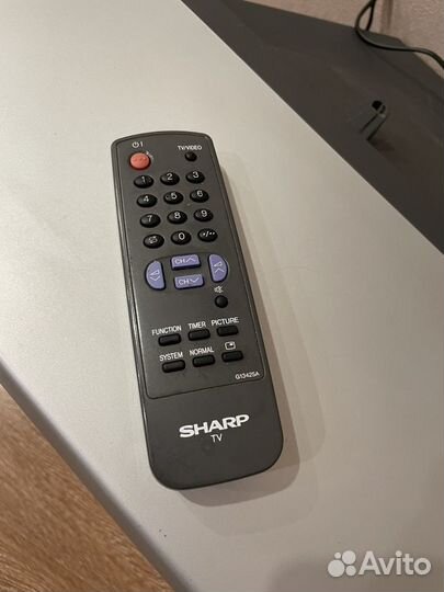 Телевизор Sharp 52