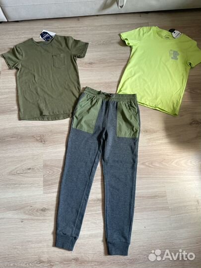 Новый Комплект 2футболки и спортивные штаны